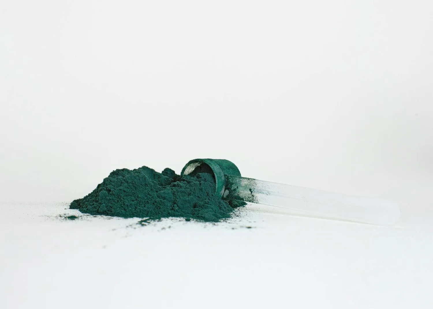 Spiruline bio : bienfaits, formes et conseils pour bien la choisir